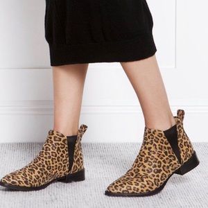 Poppy Barley Leather Leopard Chelsea Boots